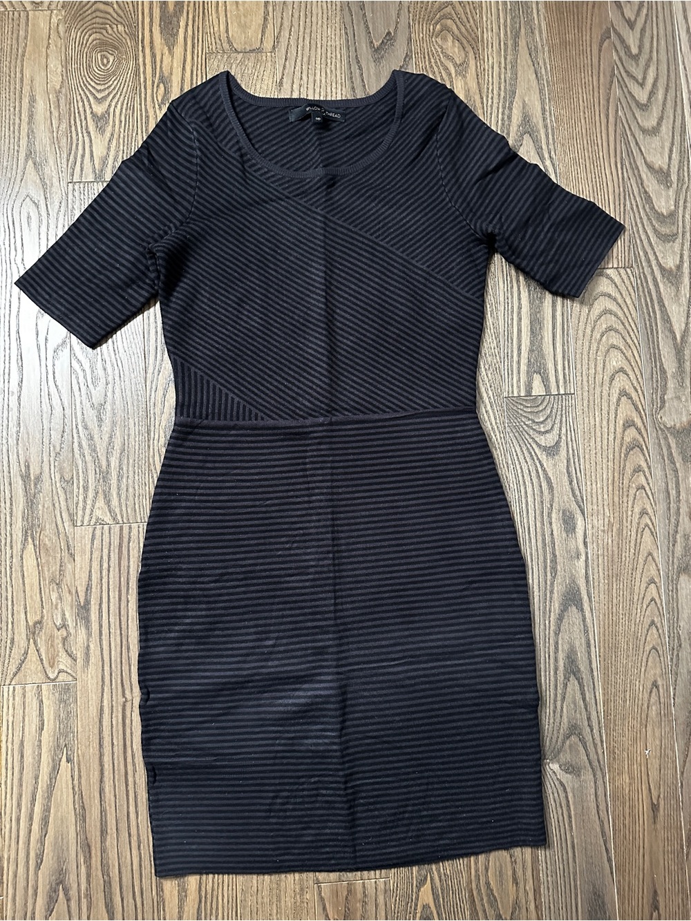 Black Ribbed Short Sleeve Sheath Dress by Willow & Thread